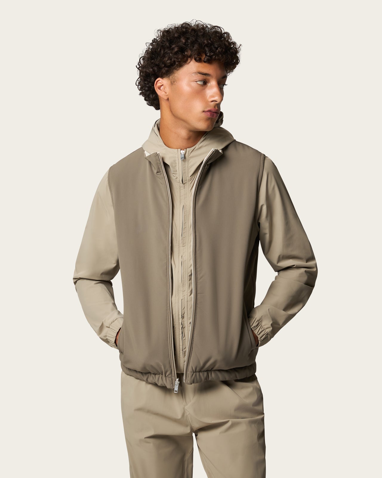 Reversible Vest Pebble Grey