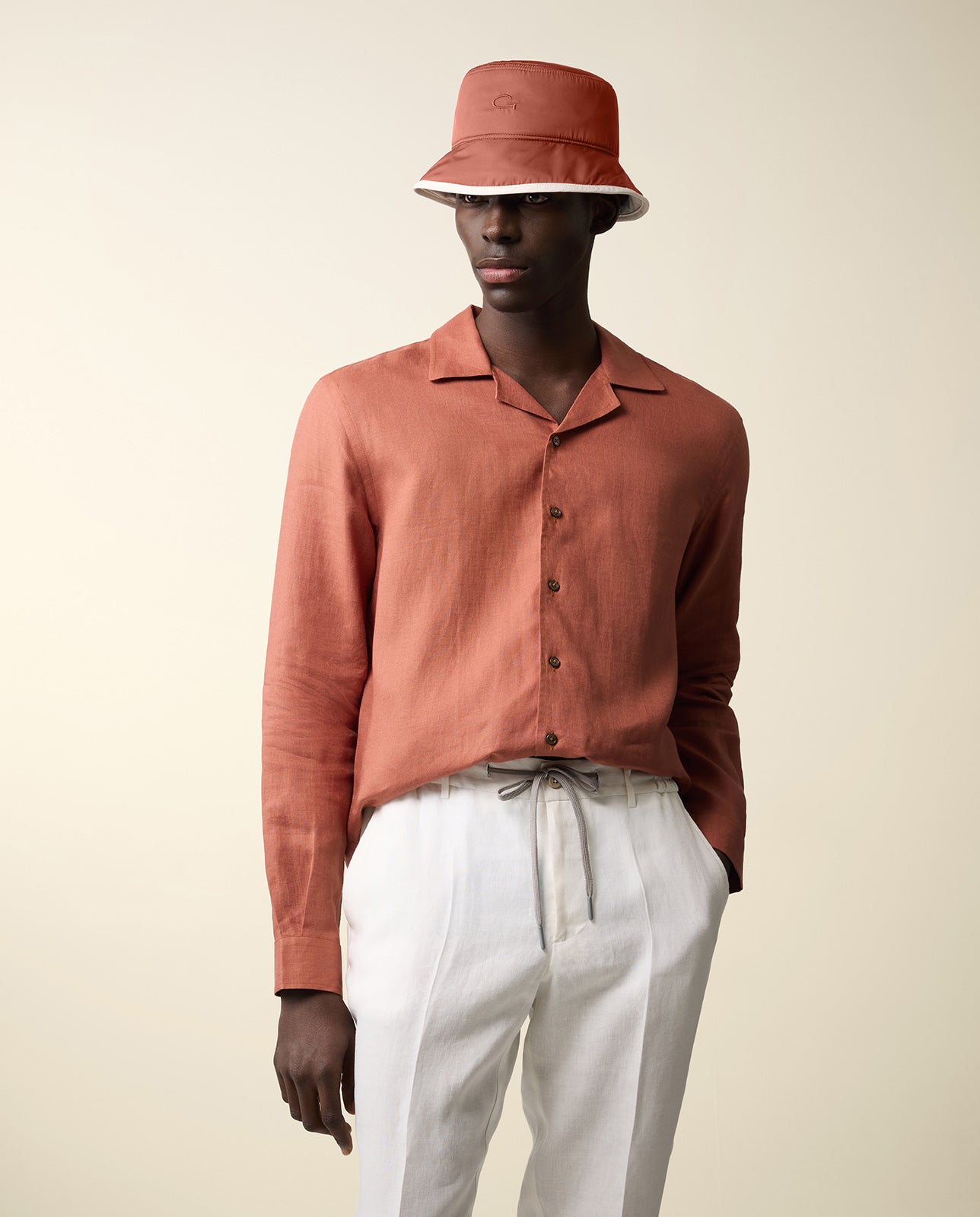 Bucket hat