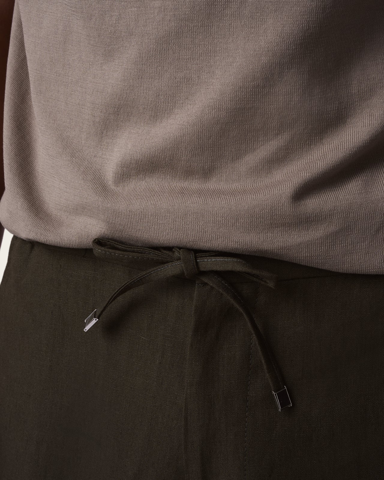 Lightweight Linen Shorts Olive Green